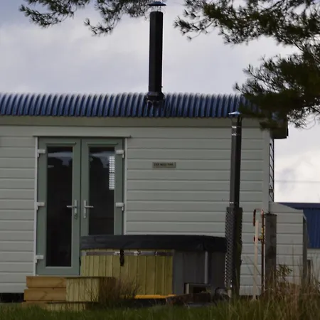 Corriemuckloch Unique Huts Villa Dunkeld Exterior photo