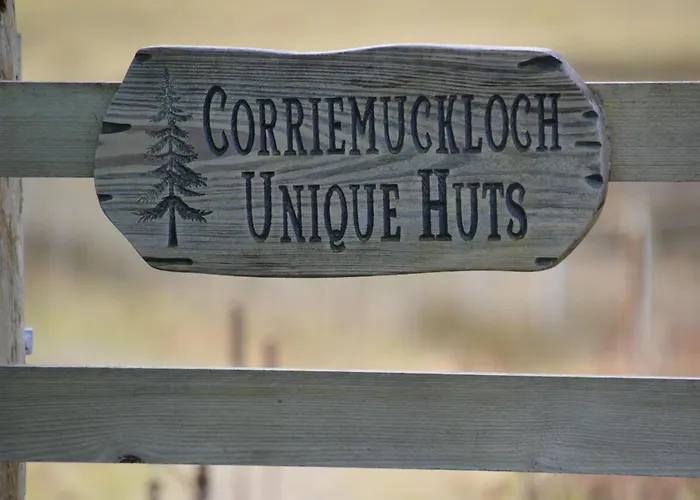 Corriemuckloch Unique Huts